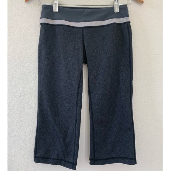 Lululemon Groove Crop Capri Pants Womens size 4 Charcoal Gray Blend - Picture 1 of 4